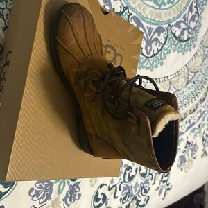 Waterproof winter boot